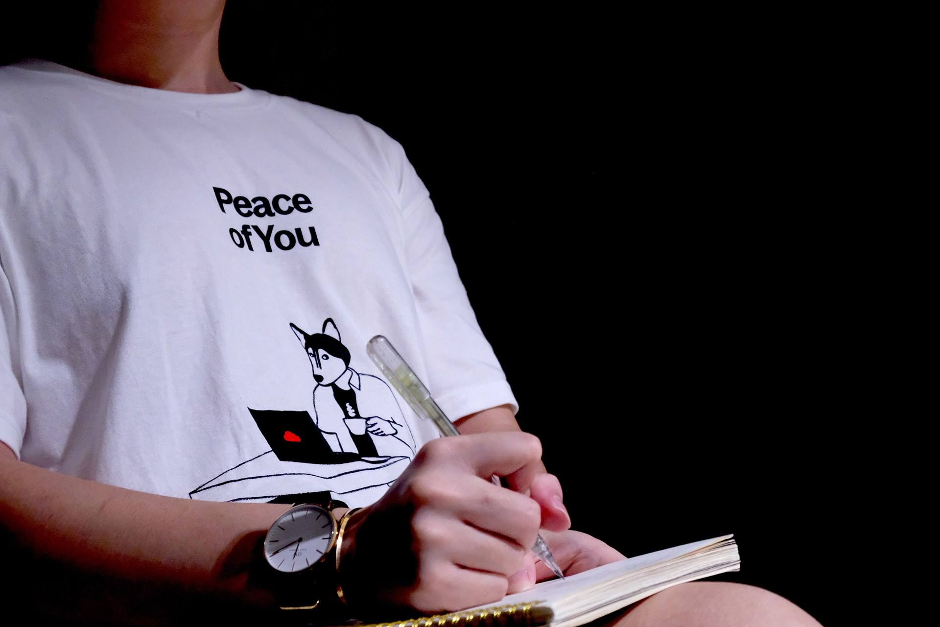 Біла футболка Peace of You з персонажем